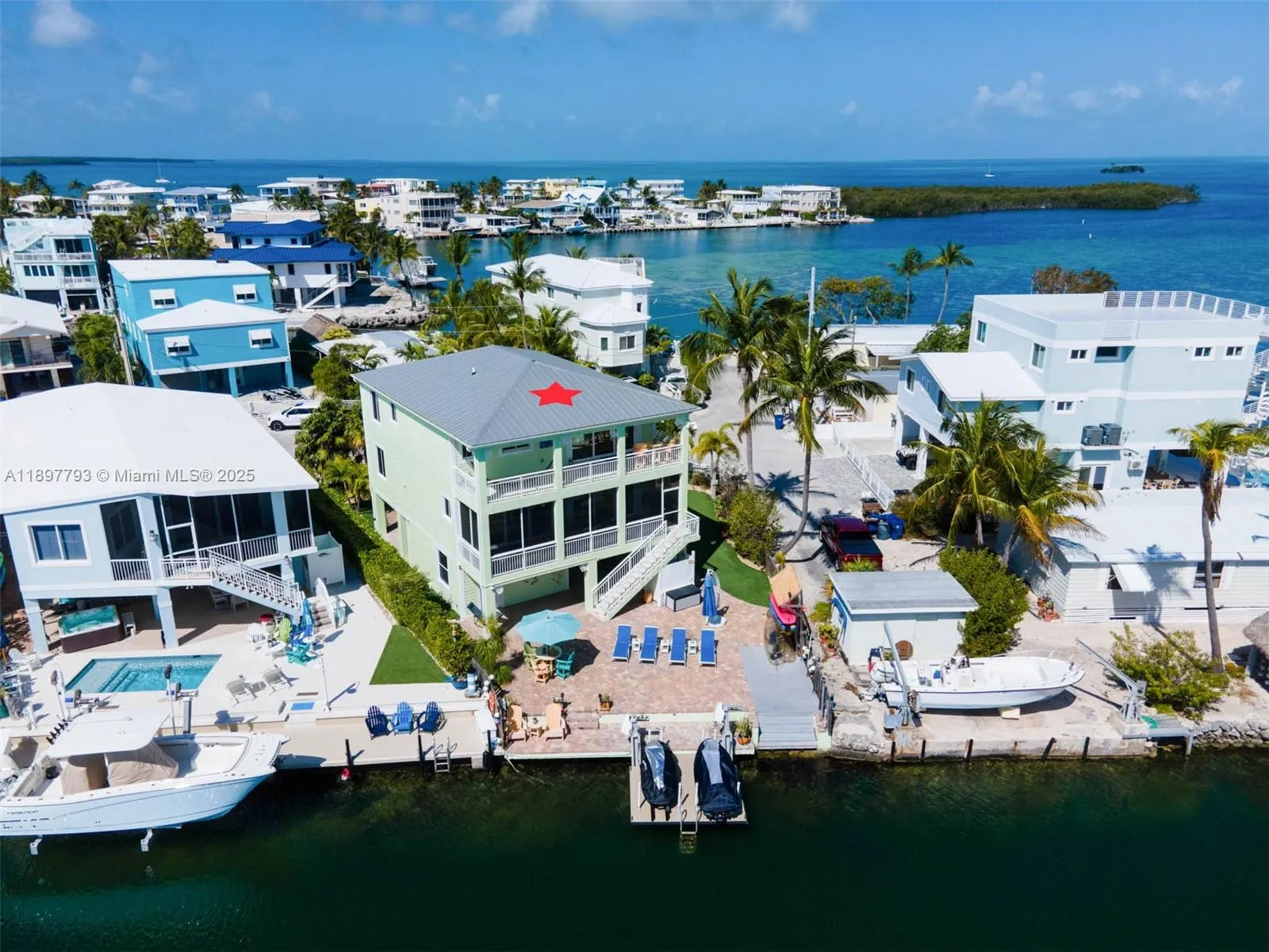 140 FAIRWICH CT, Tavernier FL 33070