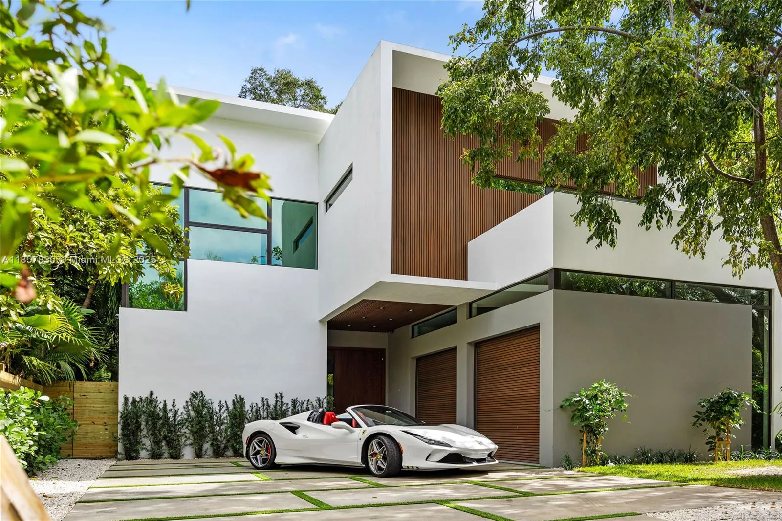2805 Freeman St, Miami FL 33133