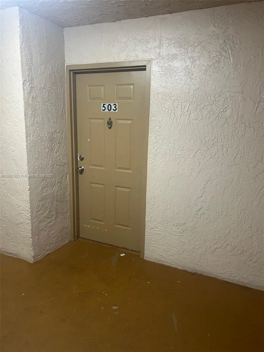 2 bedroom 2 bath for sale at 15231 SW 80th St # 503, Miami FL 33193