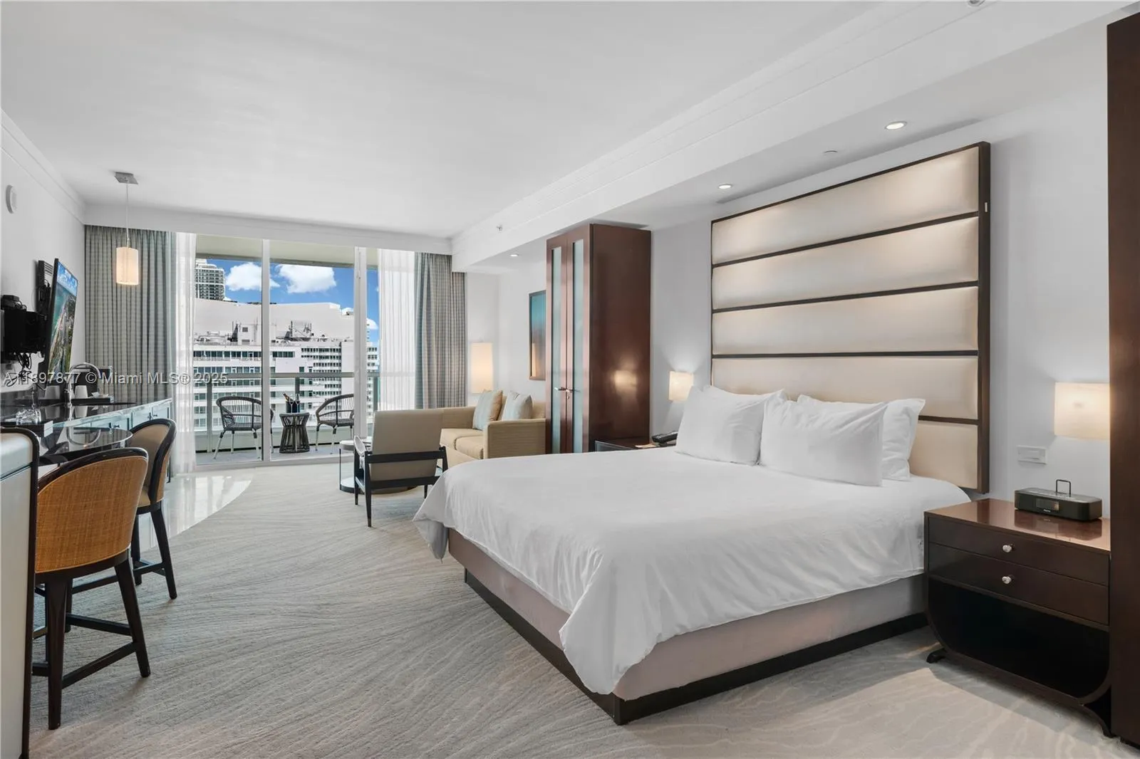 4391 Collins Ave # 1403, Miami Beach FL 33140