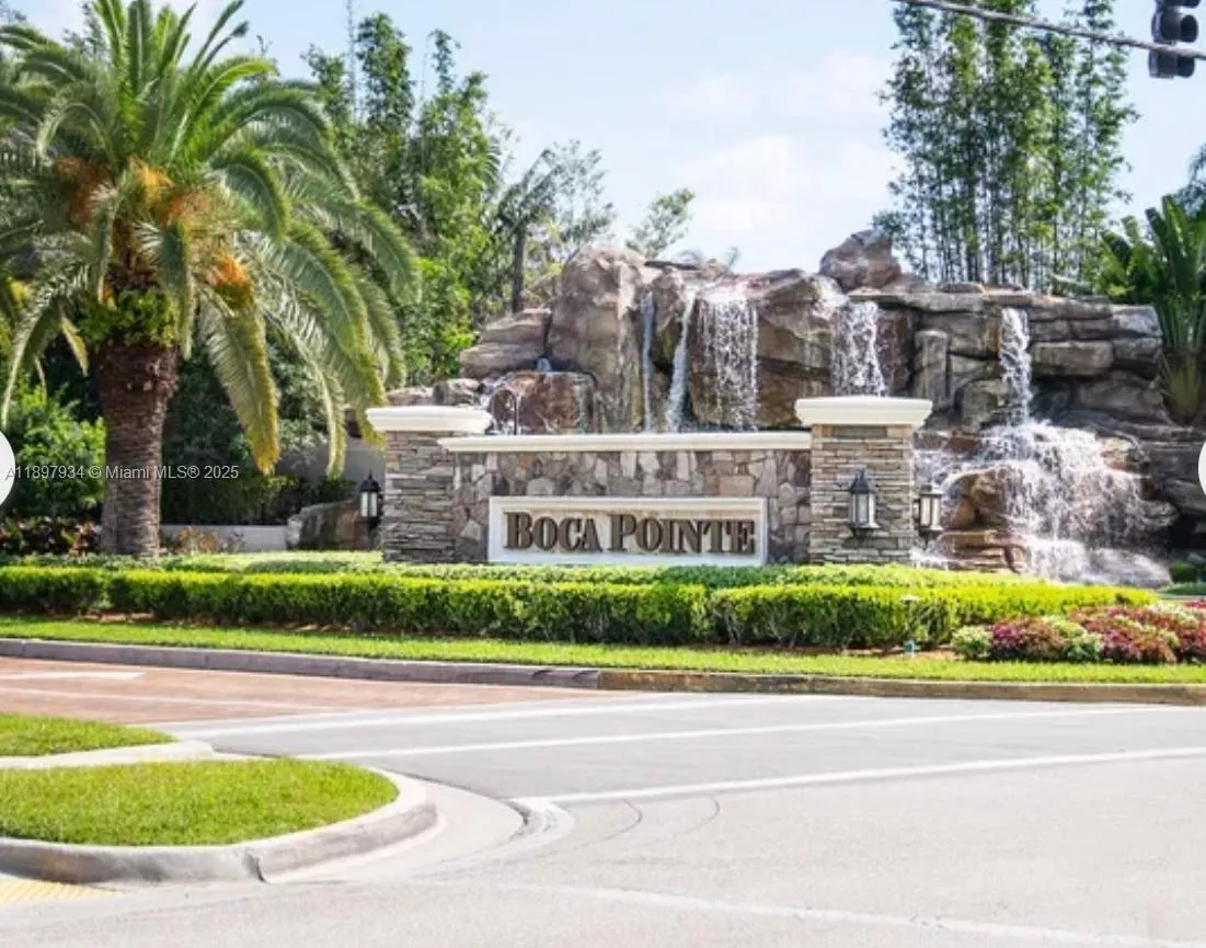 2 bedroom 2 bath for sale at 6500 Via Regina # 8, Boca Raton FL 33433