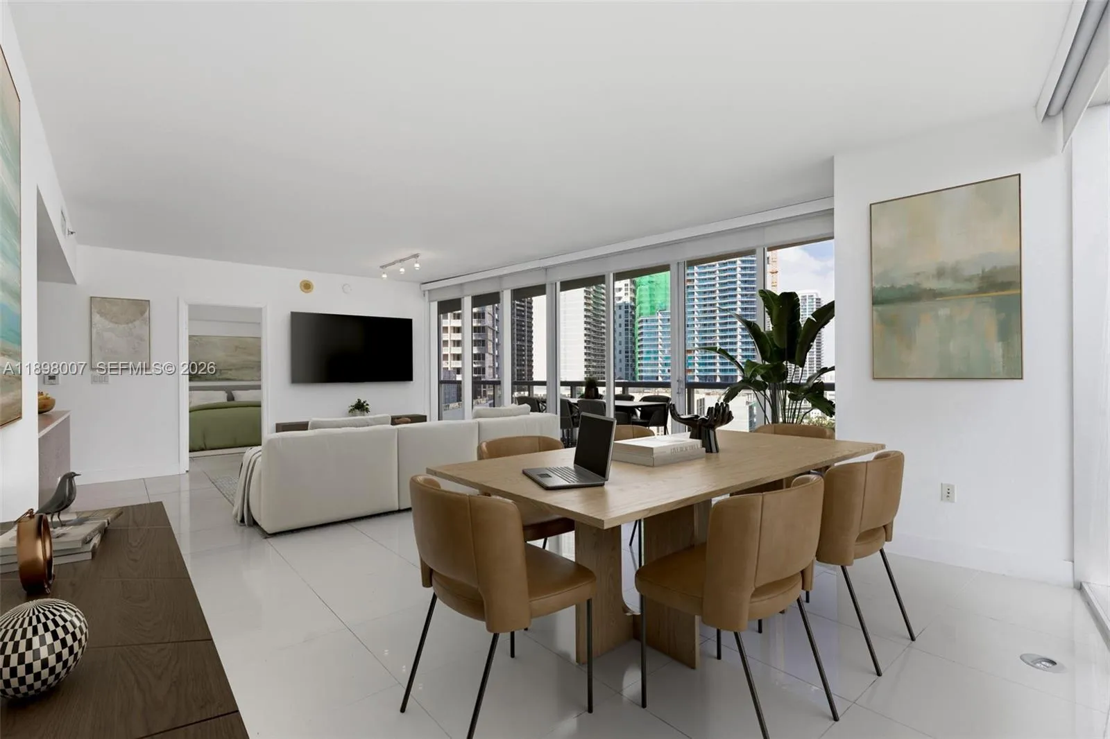 465 Brickell Ave # 1602, Miami FL 33131