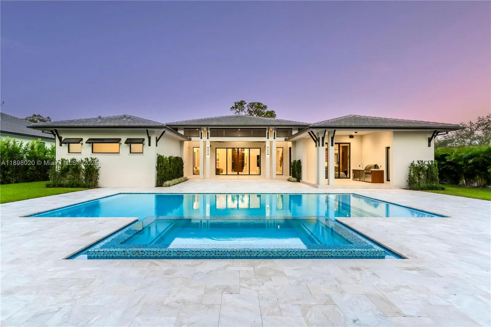 7110 SW 82 Ave, Miami FL 33143