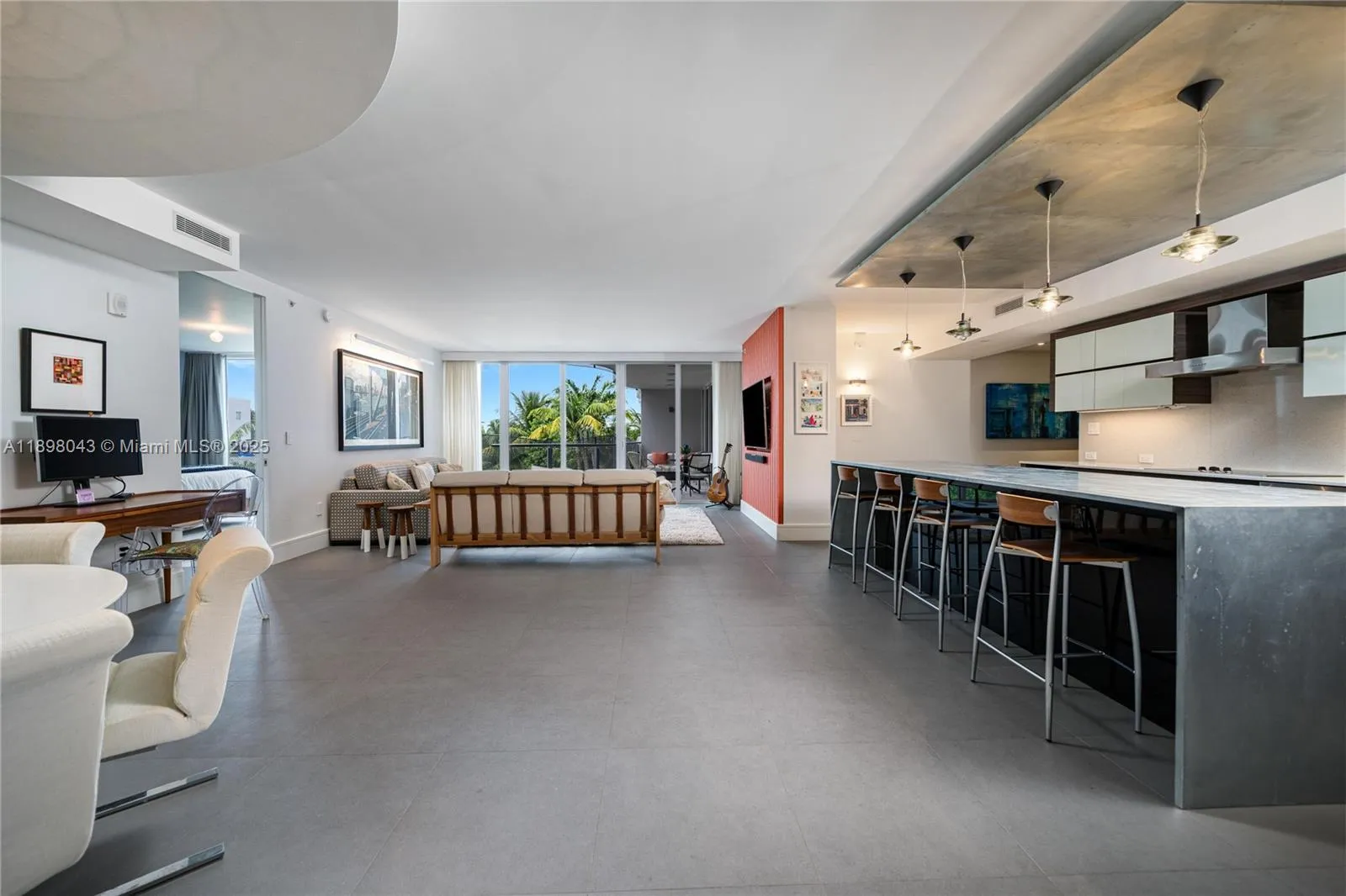 2155 Washington Ct # 407, Miami Beach FL 33139