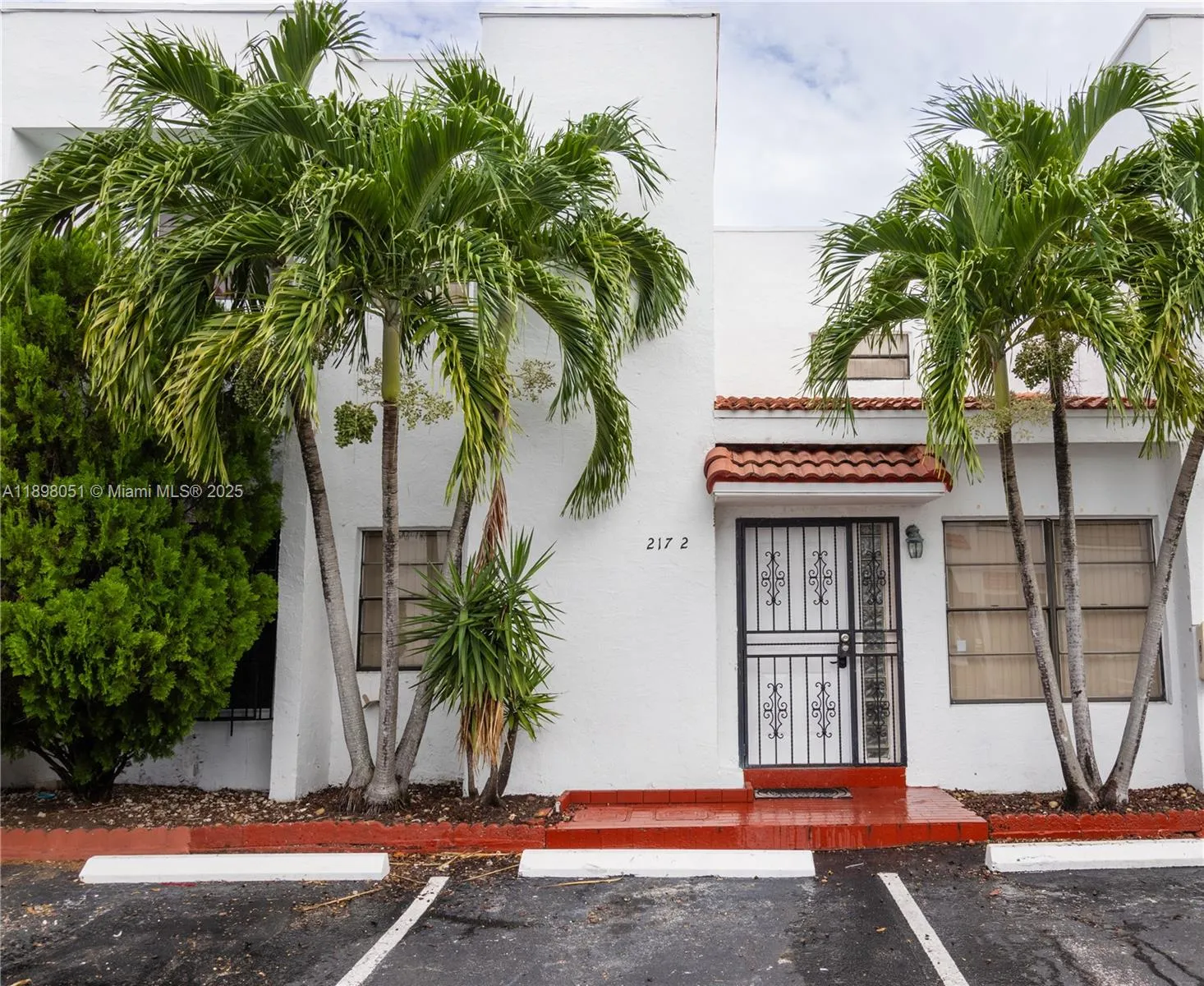 3 bedroom 3 bath for sale at 217 NW 109th Ave # 217, Miami FL 33172