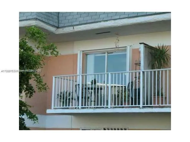 2 bedroom 2 bath for sale at 260 NW 107th Ave # 207, Miami FL 33172