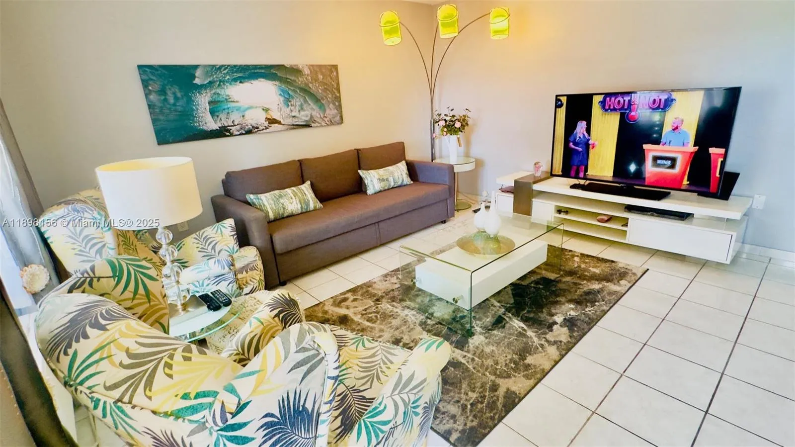 1 bedroom 1 bath for sale at 16901 NE 13th Ave # 309, Miami FL 33162