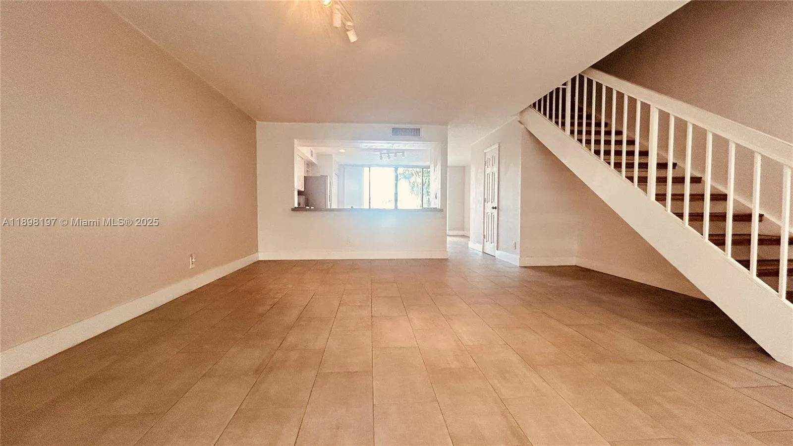 1666 NW 113th Way, Pembroke Pines FL 33026