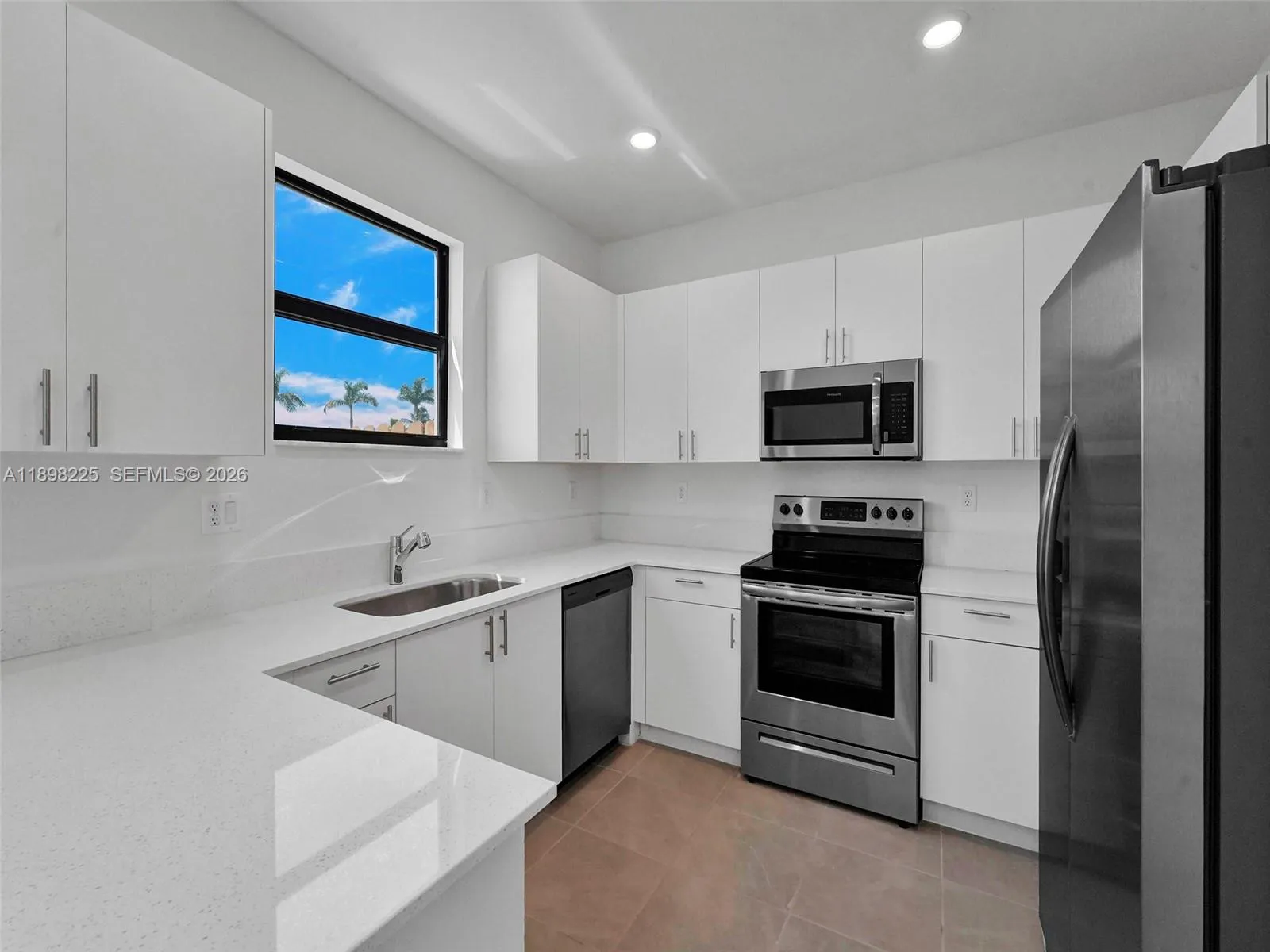 3 bedroom 2 bath for sale at 11919 SW 247th Ter, Homestead FL 33032