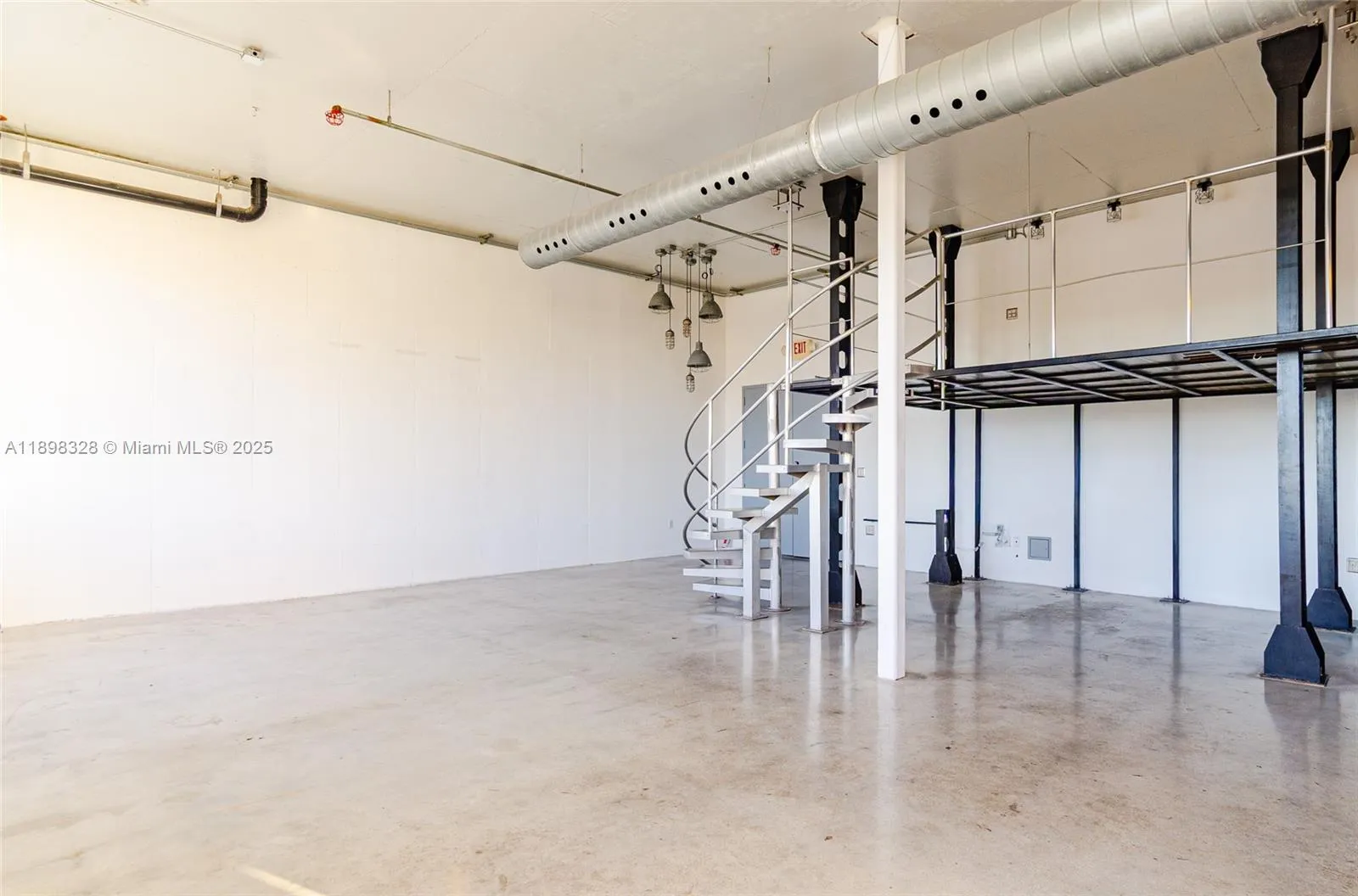 250 NW 23 # 405, Miami FL 33127