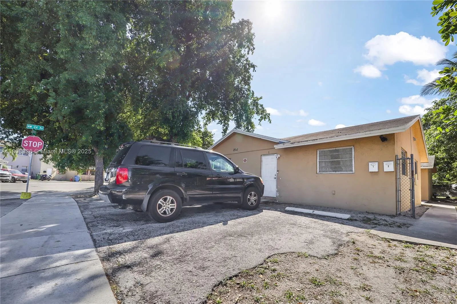 for sale at 2512 NW 9th Pl, Fort Lauderdale FL 33311