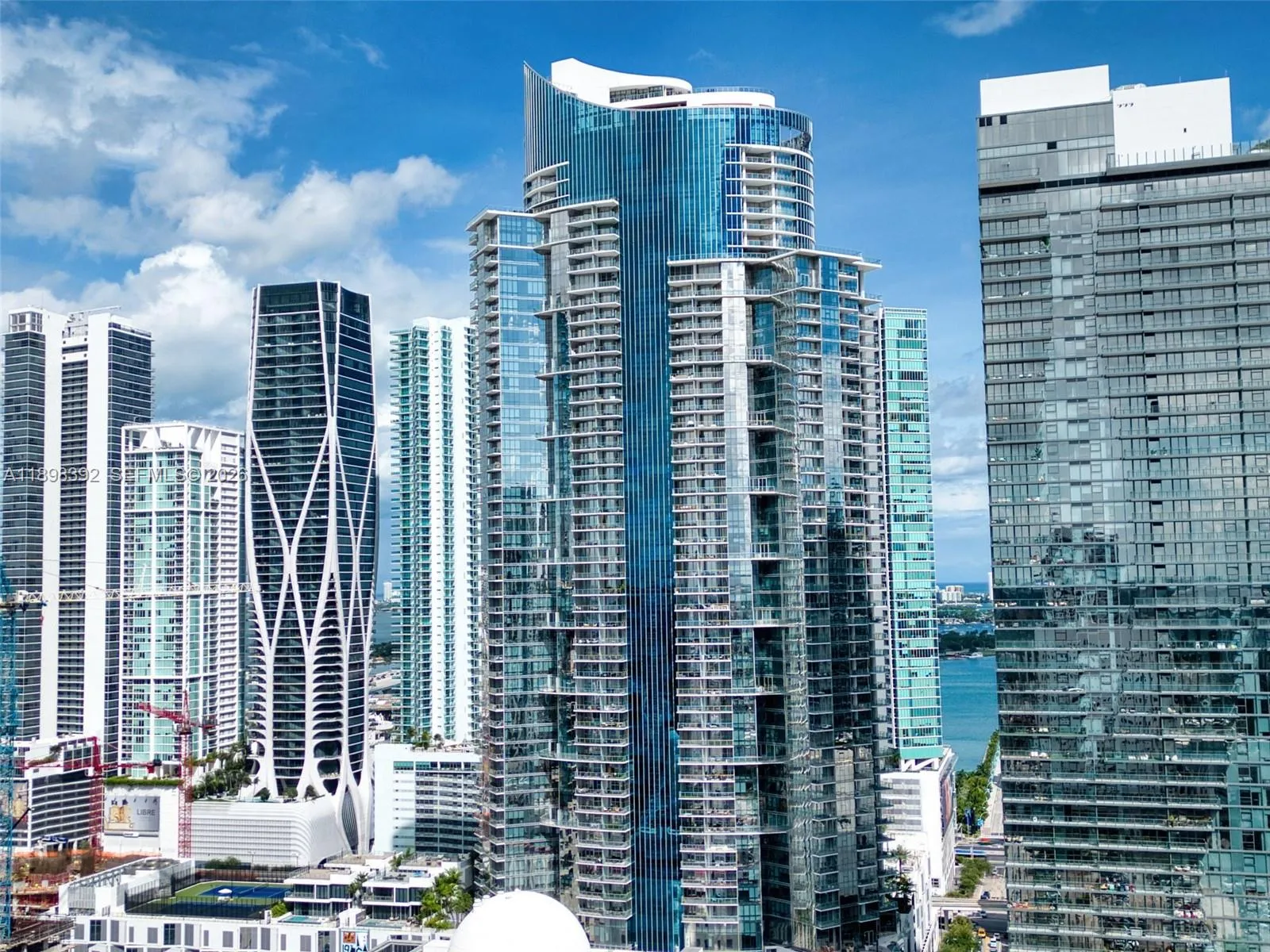 851 NE 1st Ave # 4107, Miami FL 33132