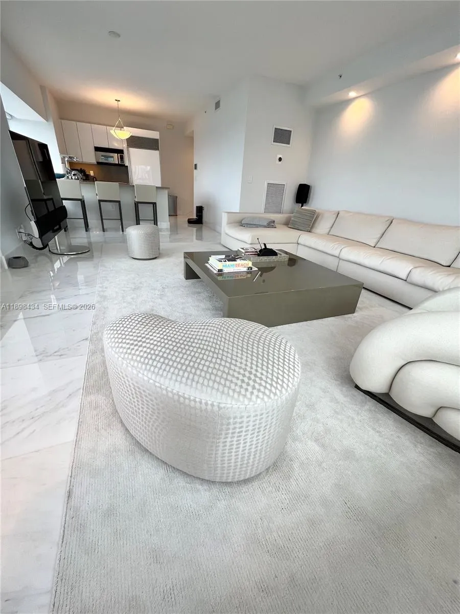 1435 Brickell Ave # 3307, Miami FL 33131