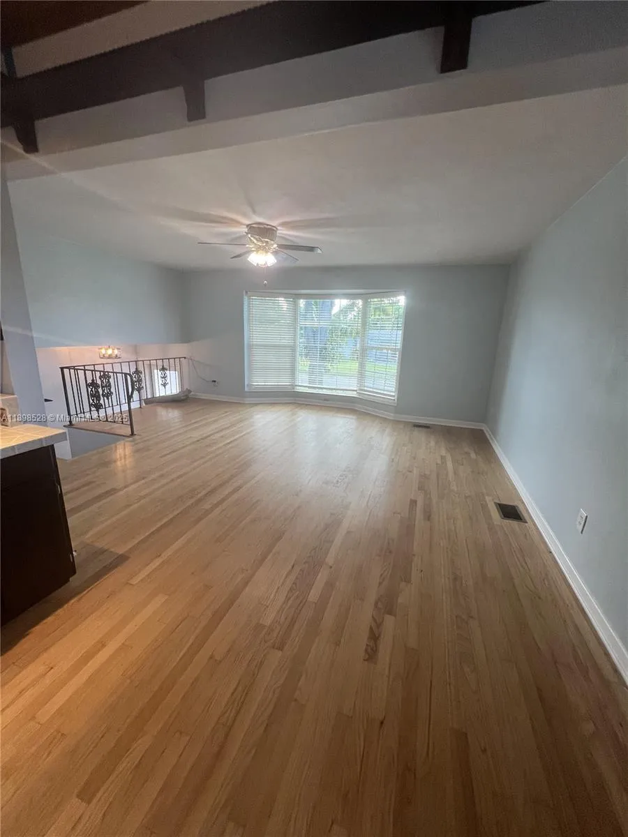 141 NW 72nd Way, Pembroke Pines FL 33024