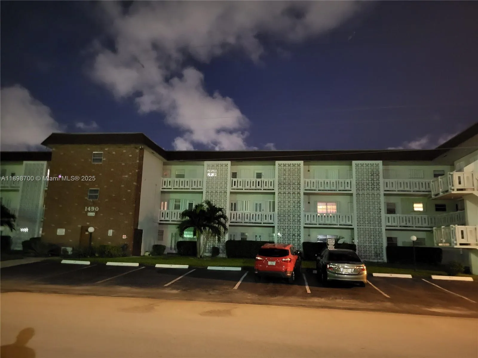 2 bedroom 2 bath for sale at 1490 NW 43rd Ave # 308, Lauderhill FL 33313