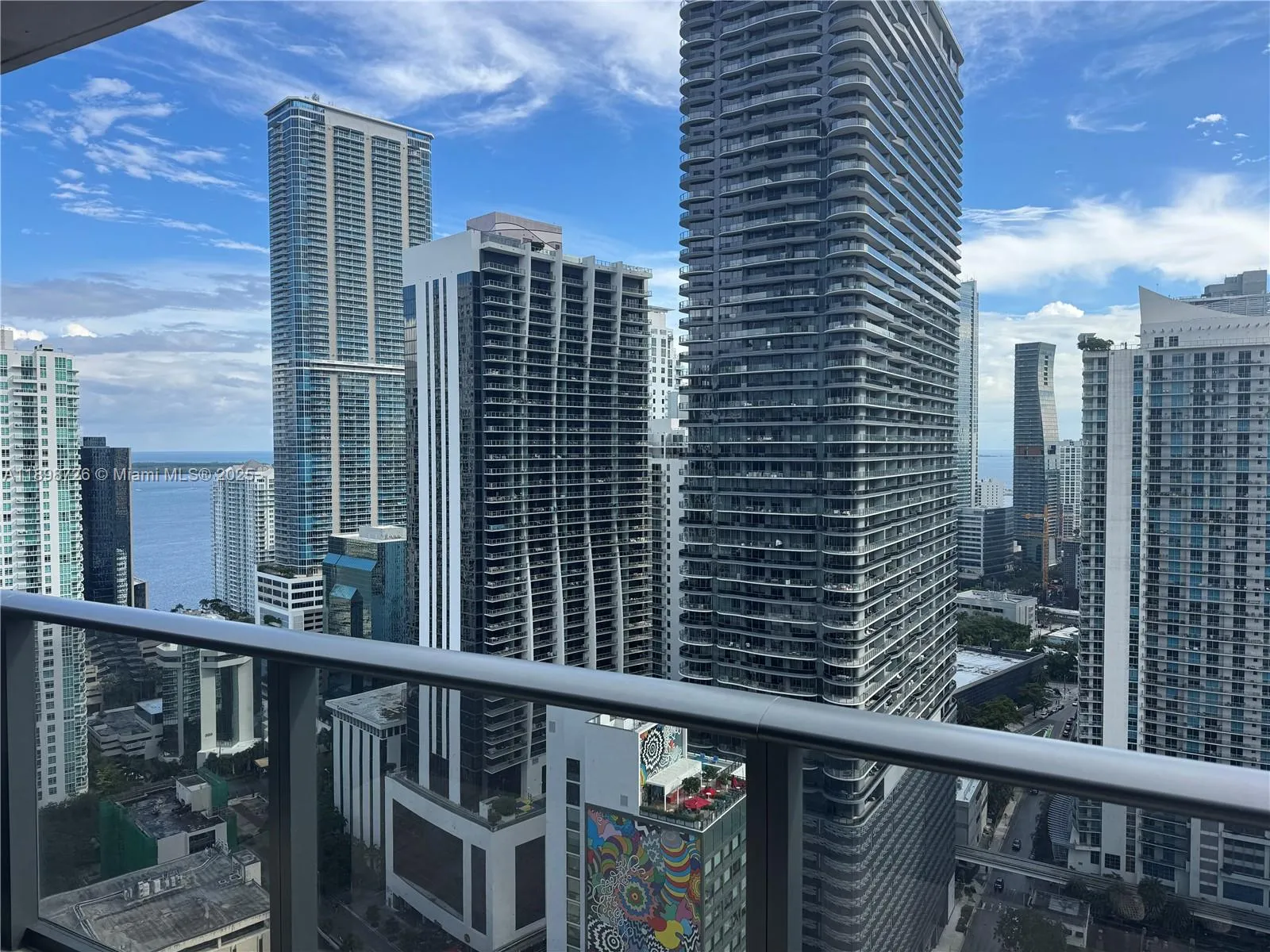 1 bedroom 2 bath for sale at 45 SW 9th St # 3404, Miami FL 33130