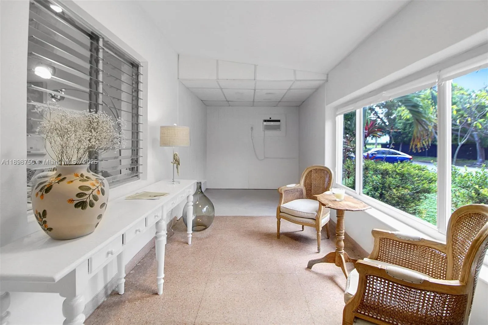 231 NE 43rd St, Miami FL 33137