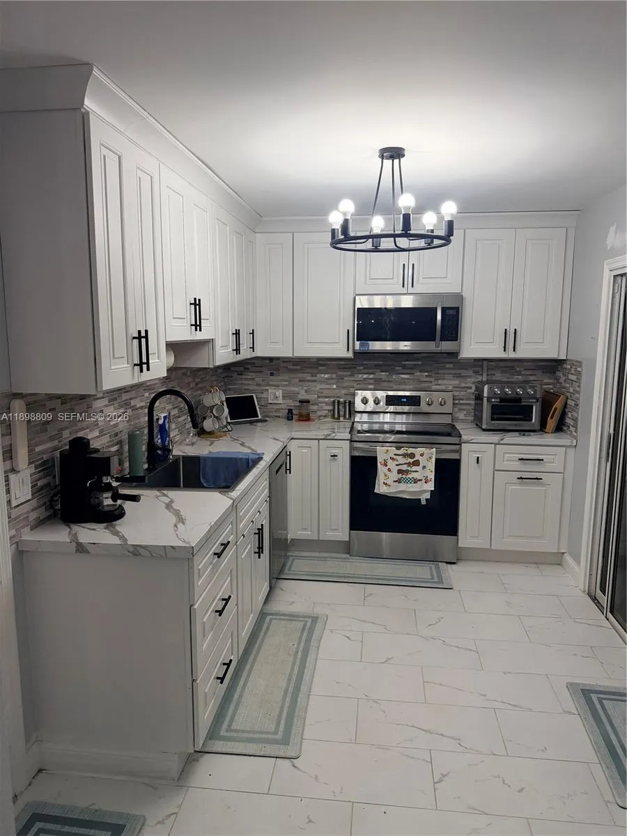 1645 SE North Blackwell Dr, Port St. Lucie FL 34952