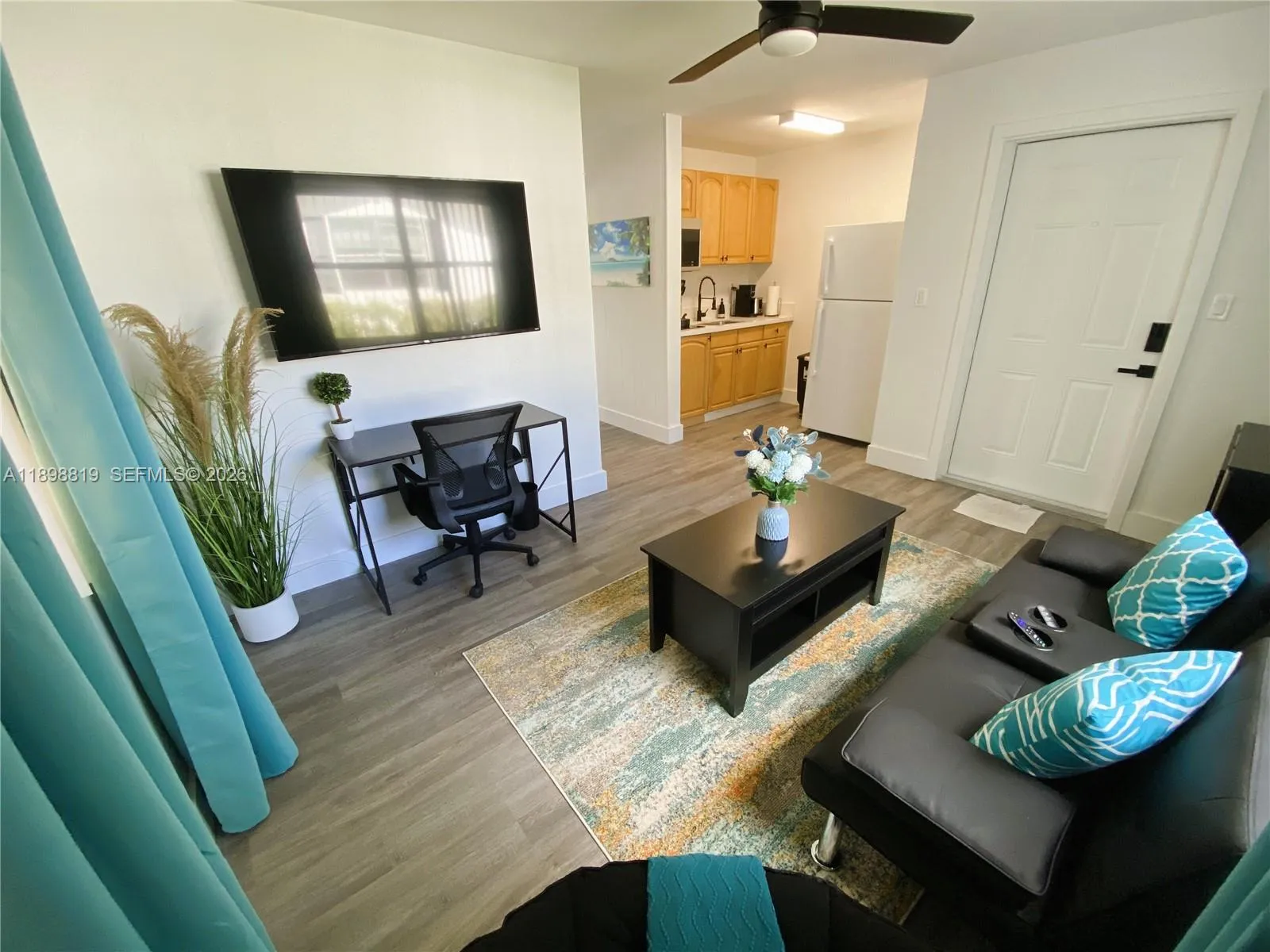 3208 Canal Dr # 4, Pompano Beach FL 33062