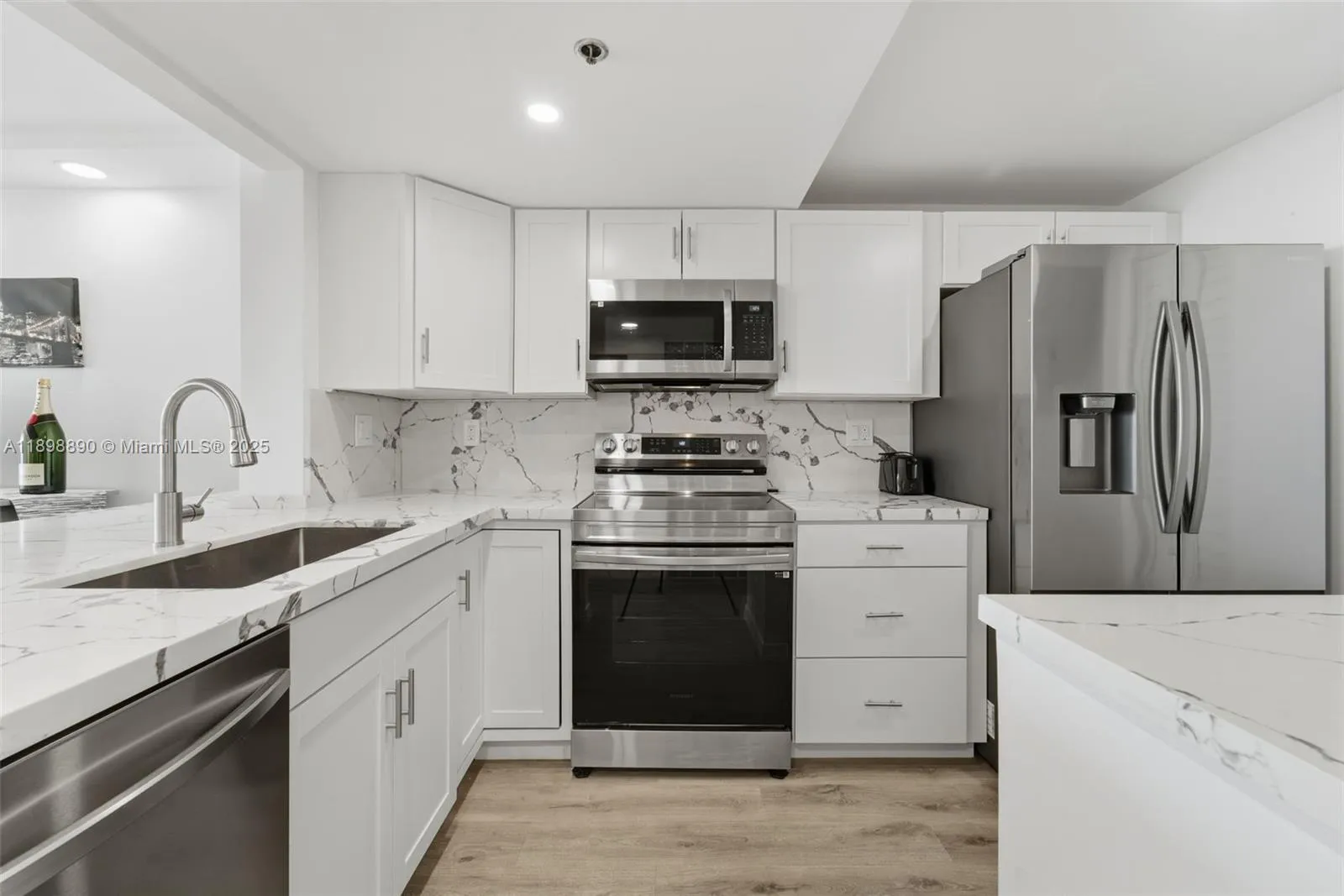 1717 N Bayshore Dr # 2655, Miami FL 33132