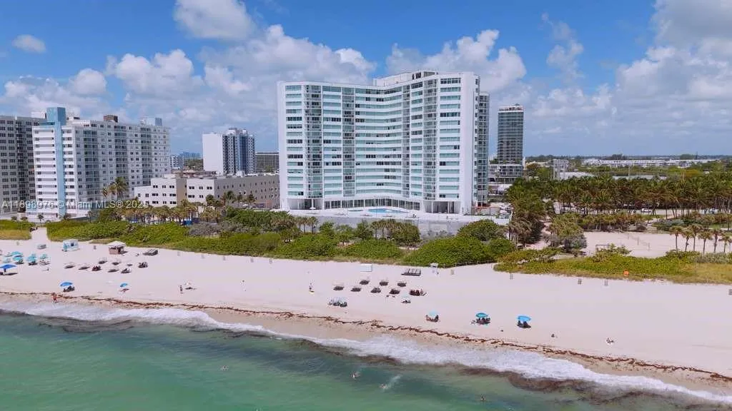 1 bedroom 2 bath for sale at 7135 Collins Ave # 602, Miami Beach FL 33141
