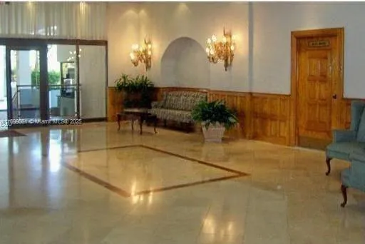 3725 S Ocean Dr # 323, Hollywood FL 33019