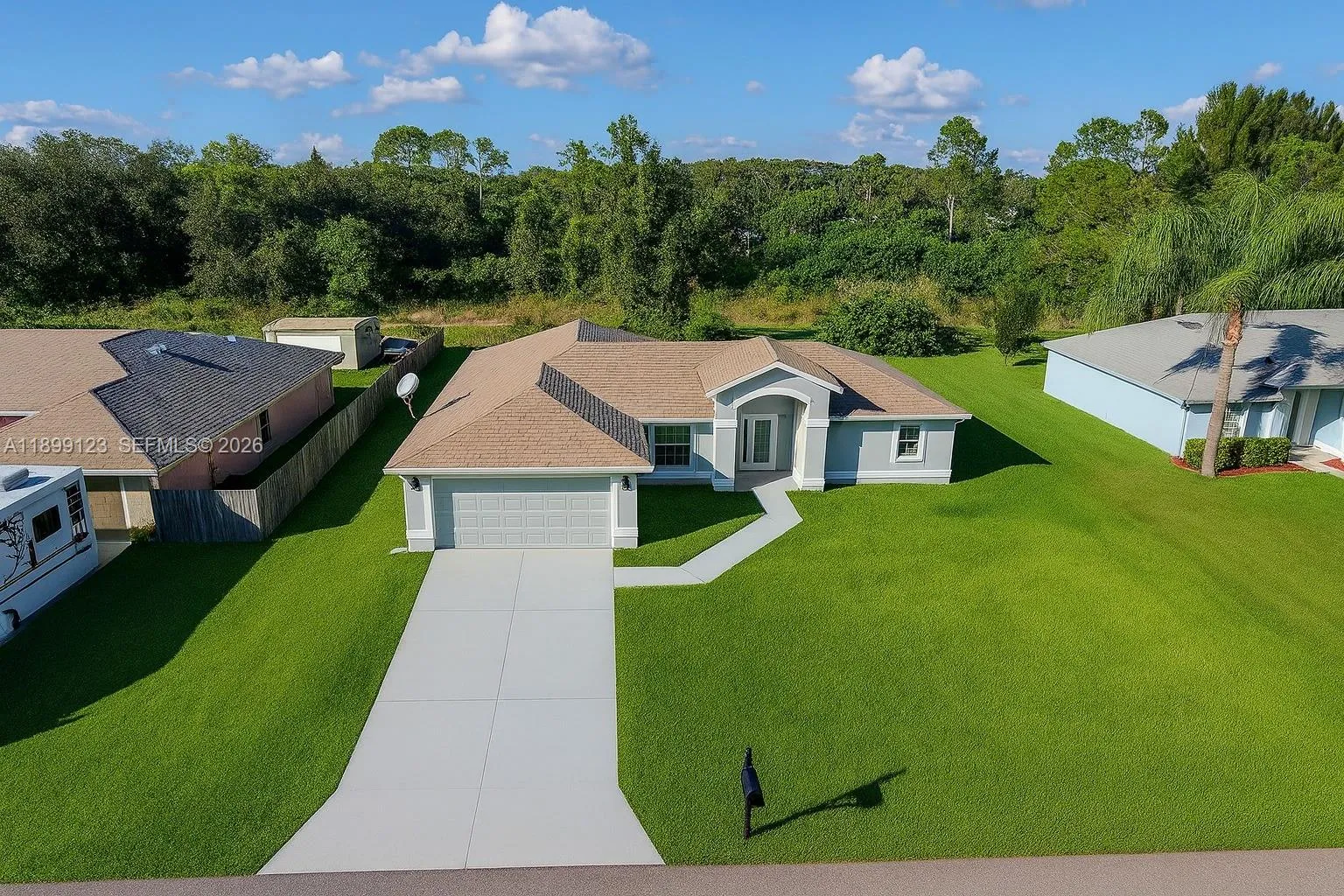 3 bedroom 2 bath for sale at 116 ridgemont Dr, Lehigh Acres FL 33972