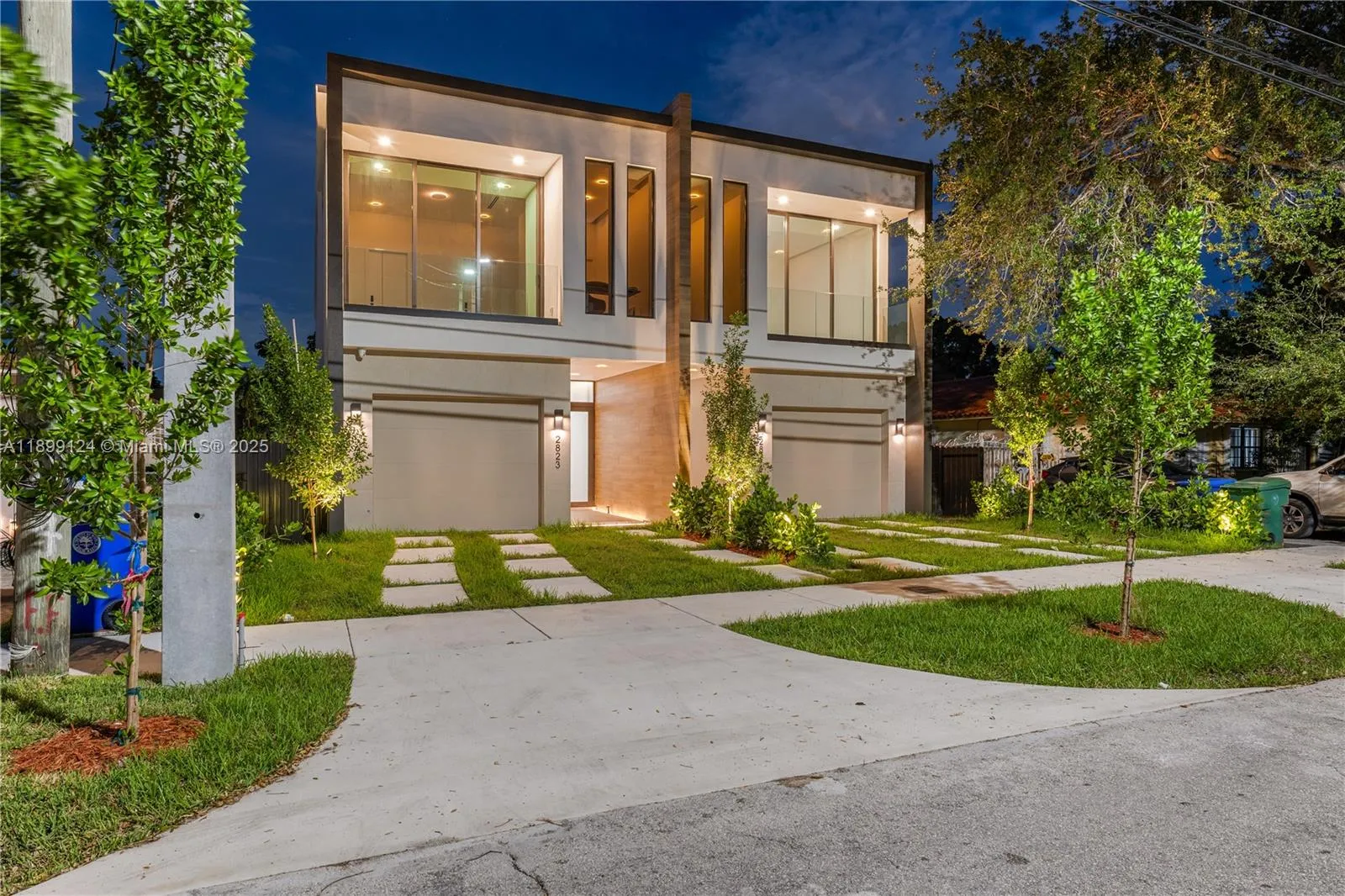 3 bedroom 4 bath for sale at 2823 SW 23rd Ter # 2823, Miami FL 33145