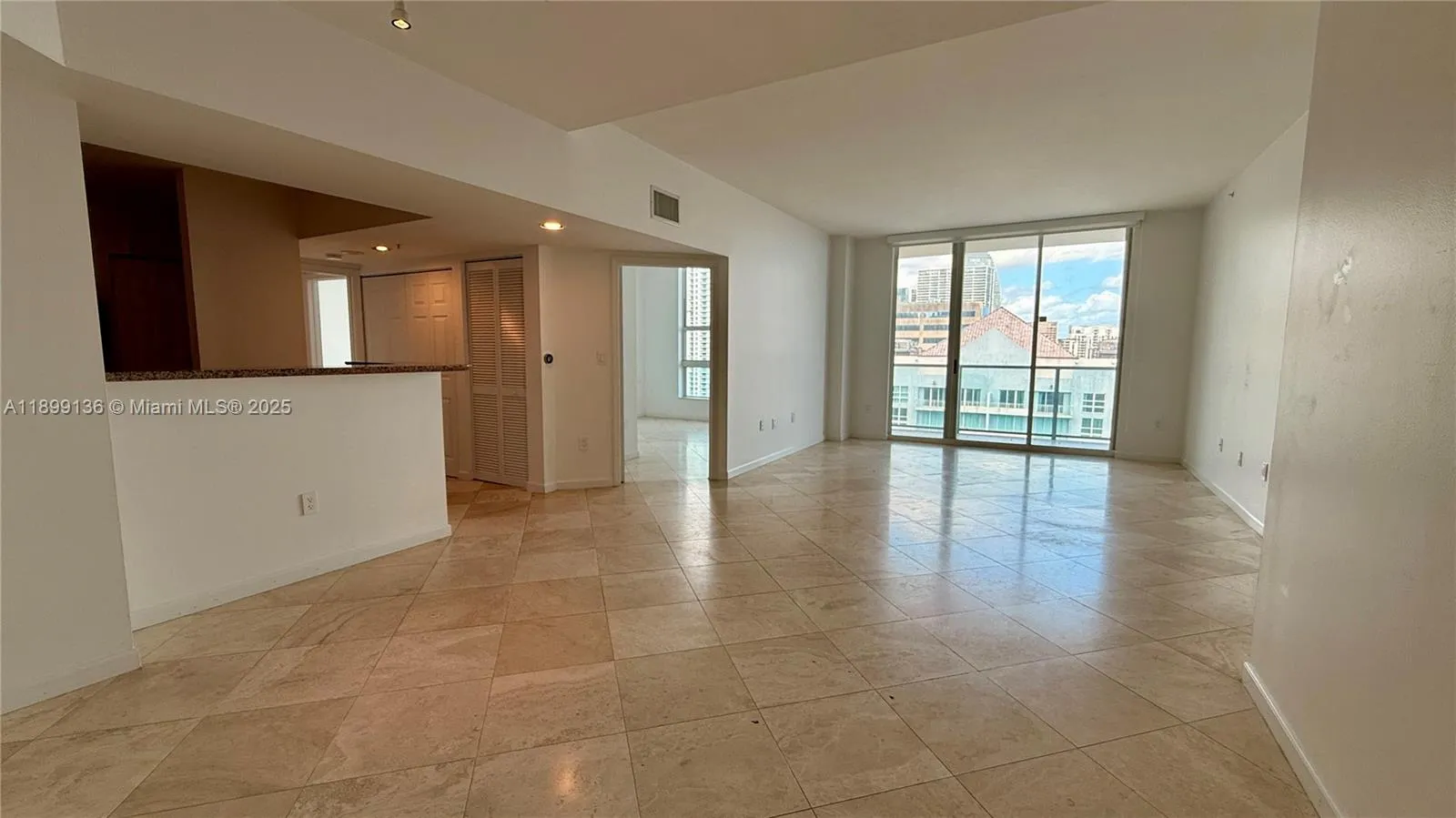 1155 Brickell Bay Dr, Miami FL 33131