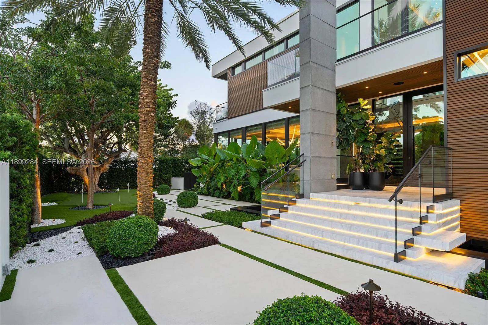 790 Lake Rd, Miami FL 33137