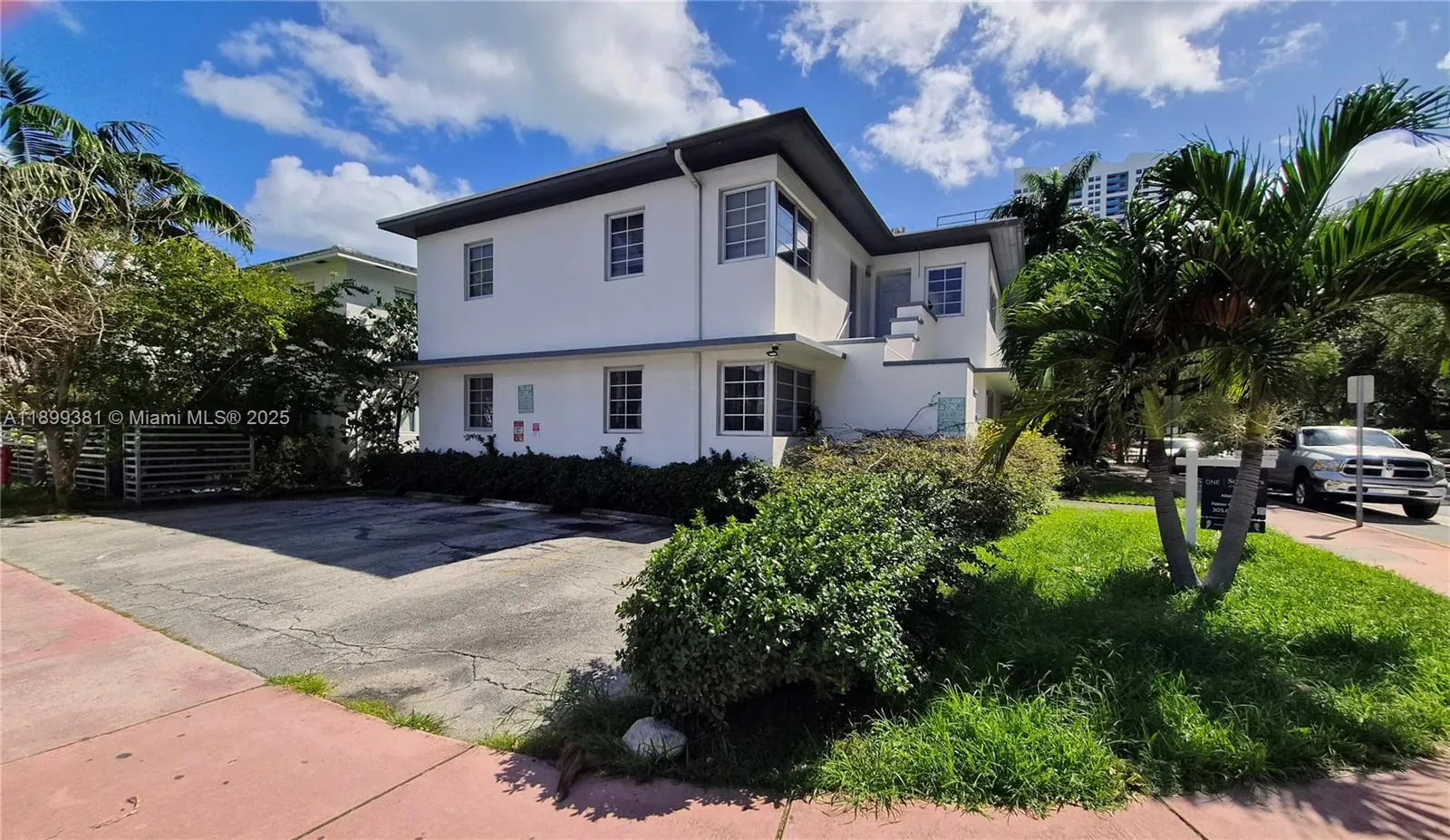1485 Bay Rd, Miami Beach FL 33139
