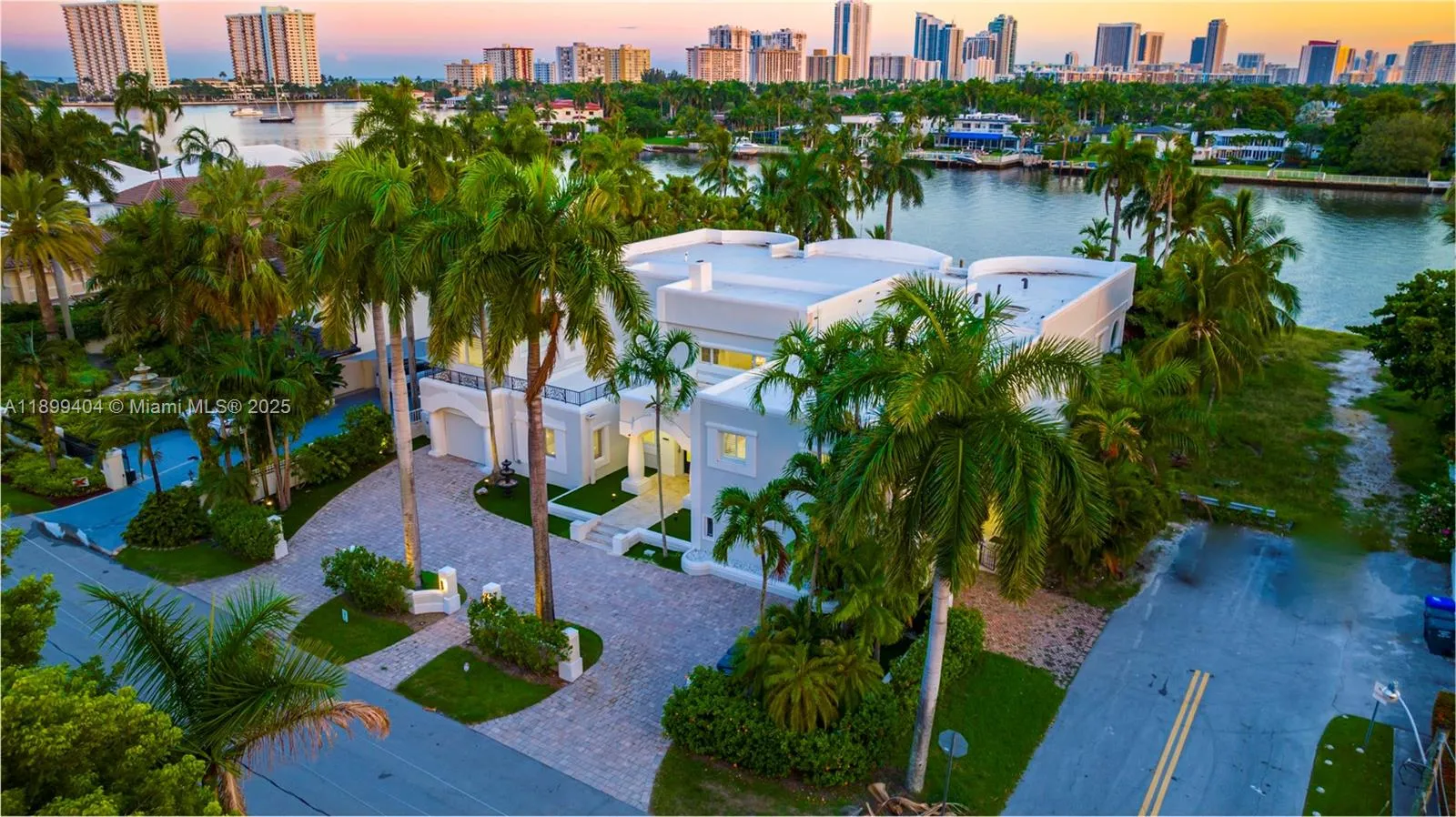 8 bedroom 6 bath for sale at 929 N Southlake Dr, Hollywood FL 33019