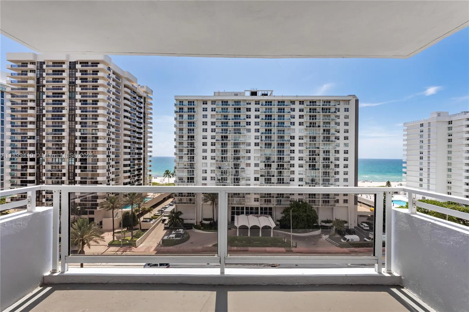 5700 Collins # 10D, Miami Beach FL 33140