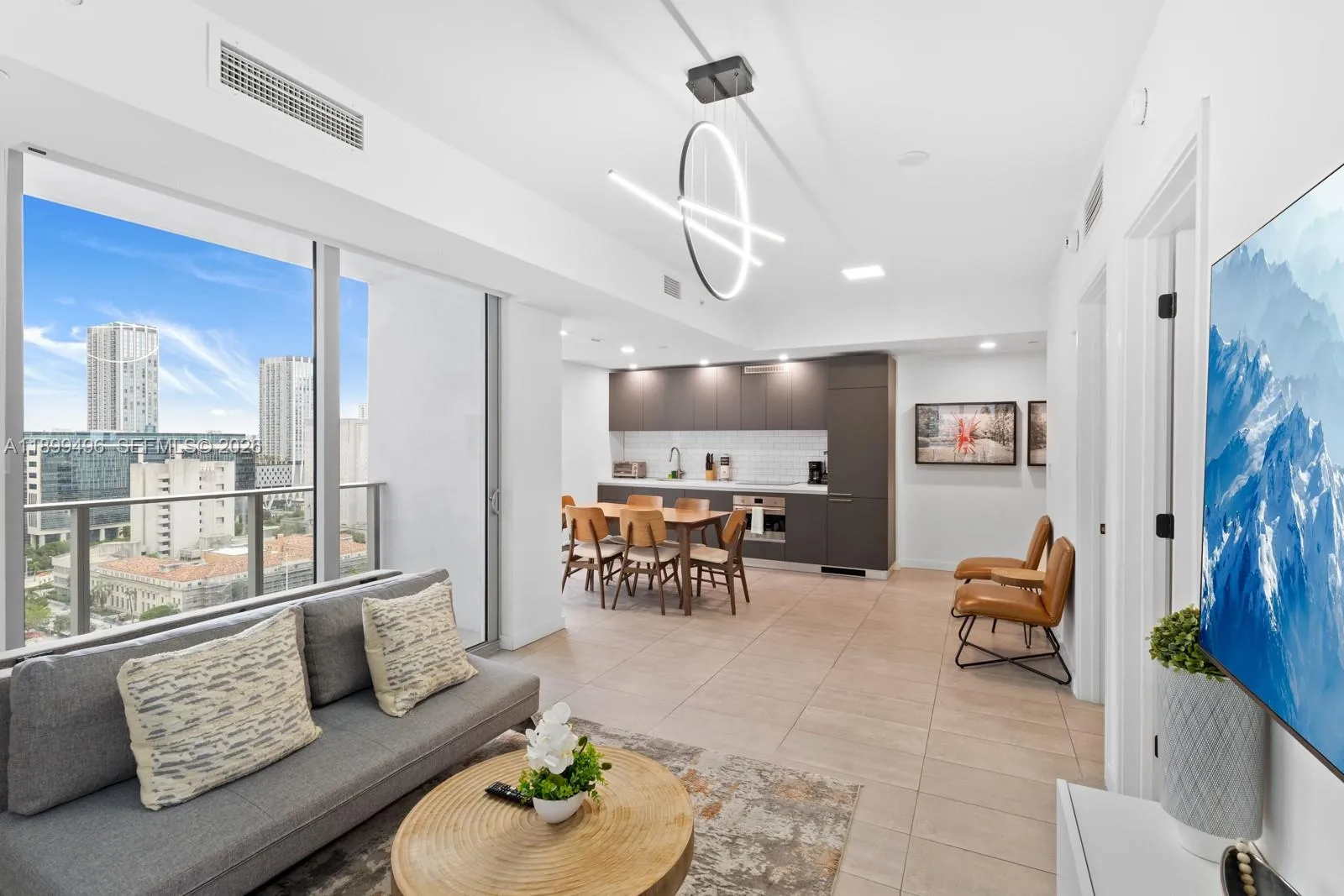 1 bedroom 1 bath for sale at 227 NE 2nd St # 2202, Miami FL 33132