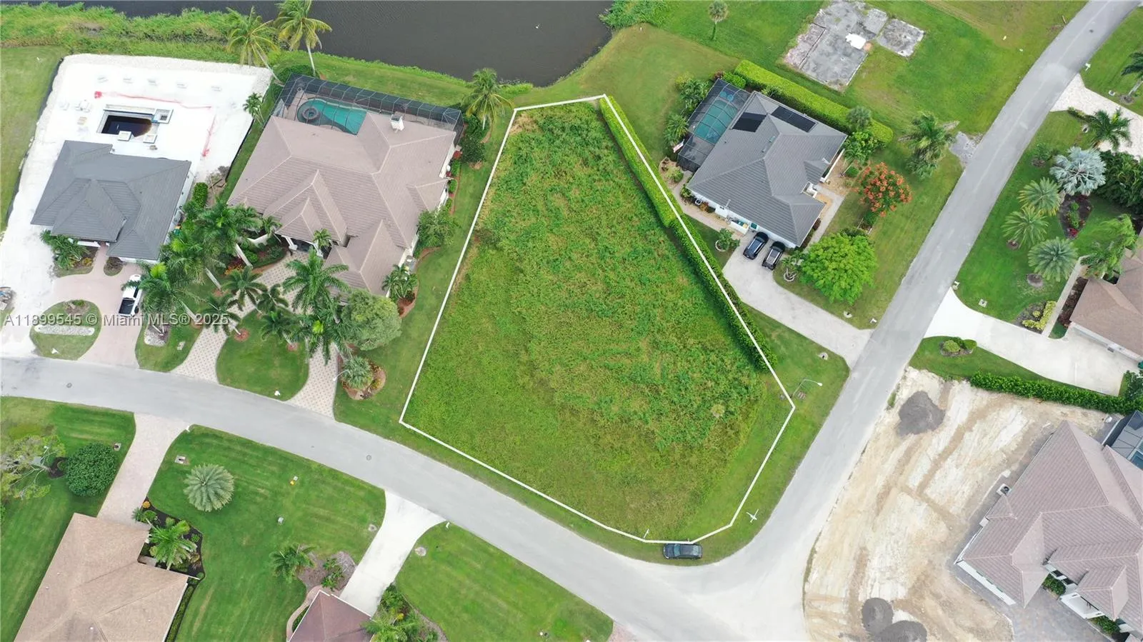 18018 Royal Hammock Blvd, Naples FL 34114