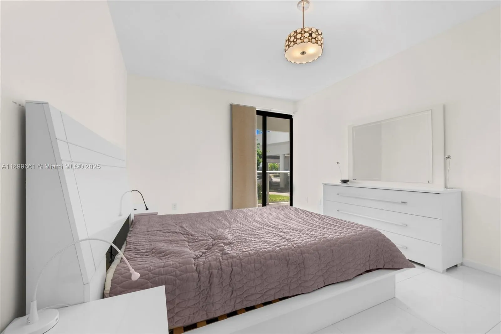 3731 N Country Club Dr # 127, Aventura FL 33180