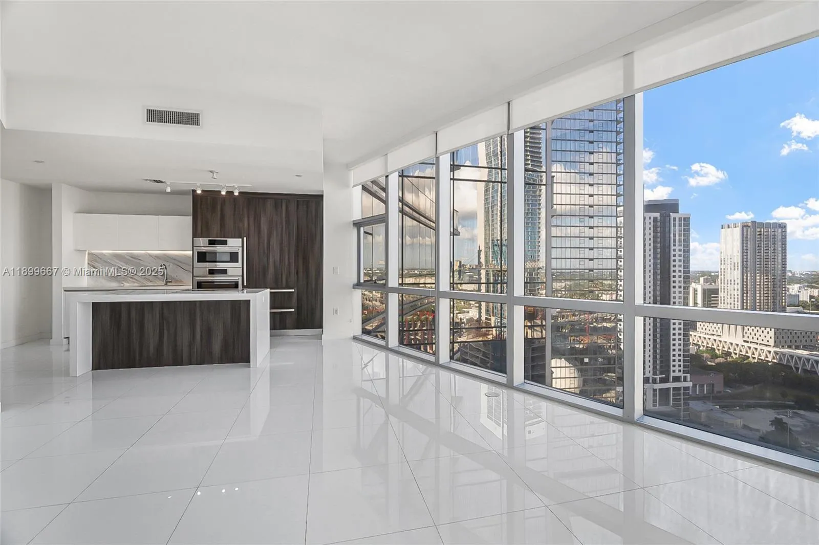 851 NE 1st Ave # 2802, Miami FL 33132