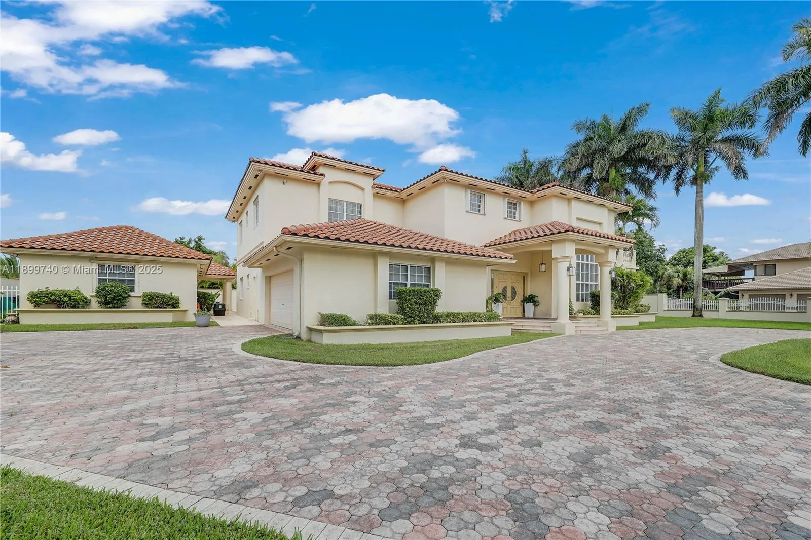 19504 SW 135th Ct, Miami FL 33177