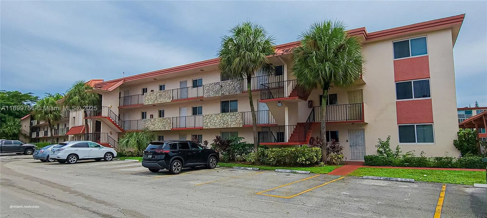 2 bedroom 2 bath for sale at 1080 Del Lago Cir # 201, Sunrise FL 33313