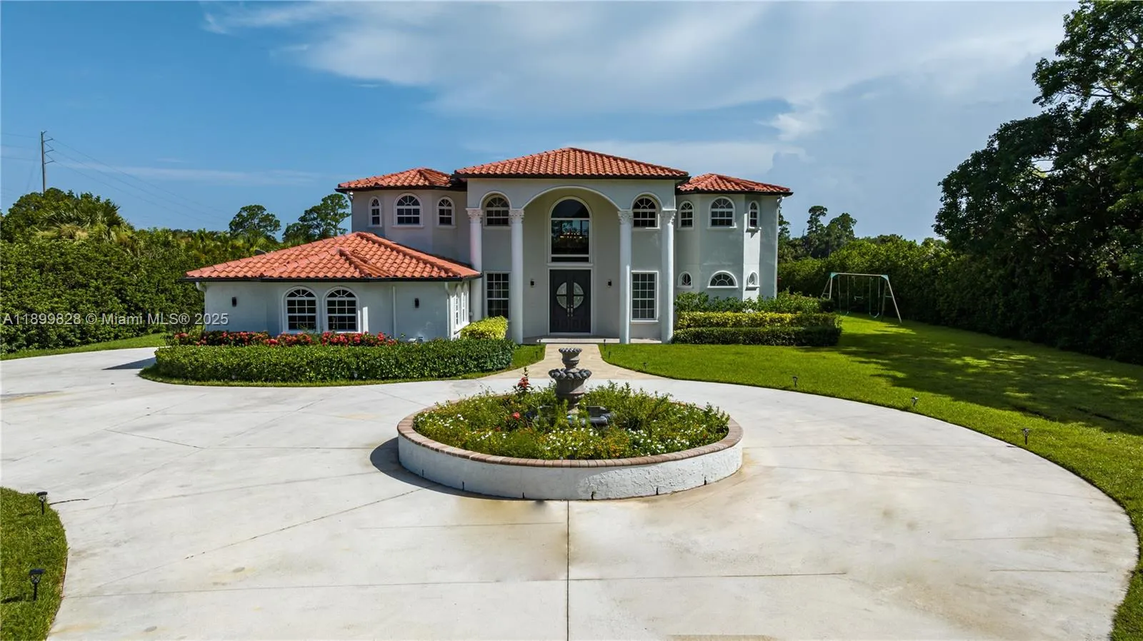 9 bedroom 5 bath for sale at 6152 SW Banks St, Palm City FL 34990