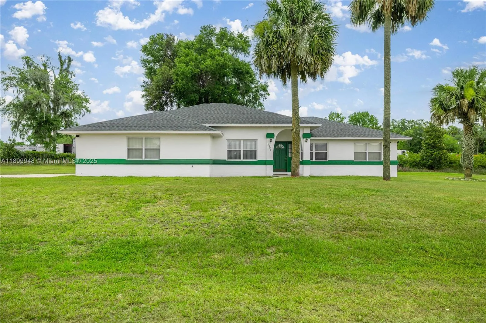 3 bedroom 2 bath Residential for sale at 2521 NW 45th, Ocala FL 34475