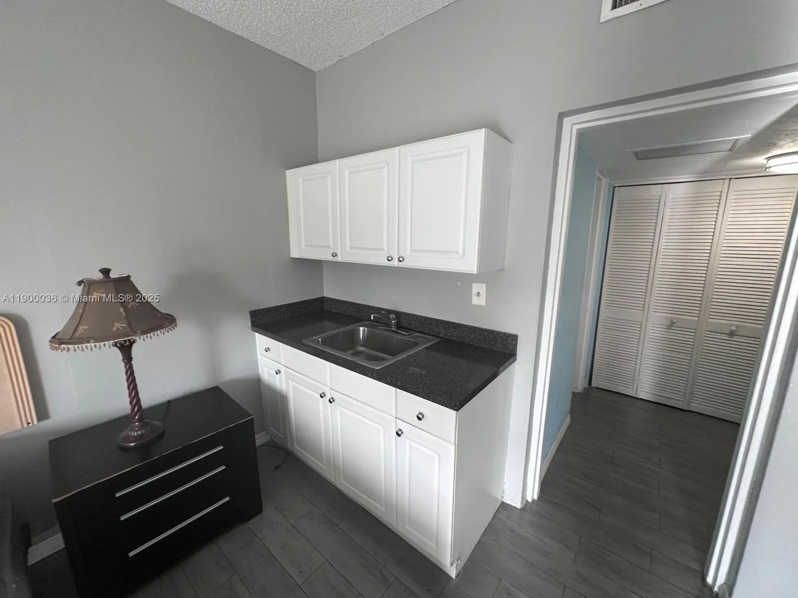 26 Diplomat Pkwy # 2342, Hallandale Beach FL 33009