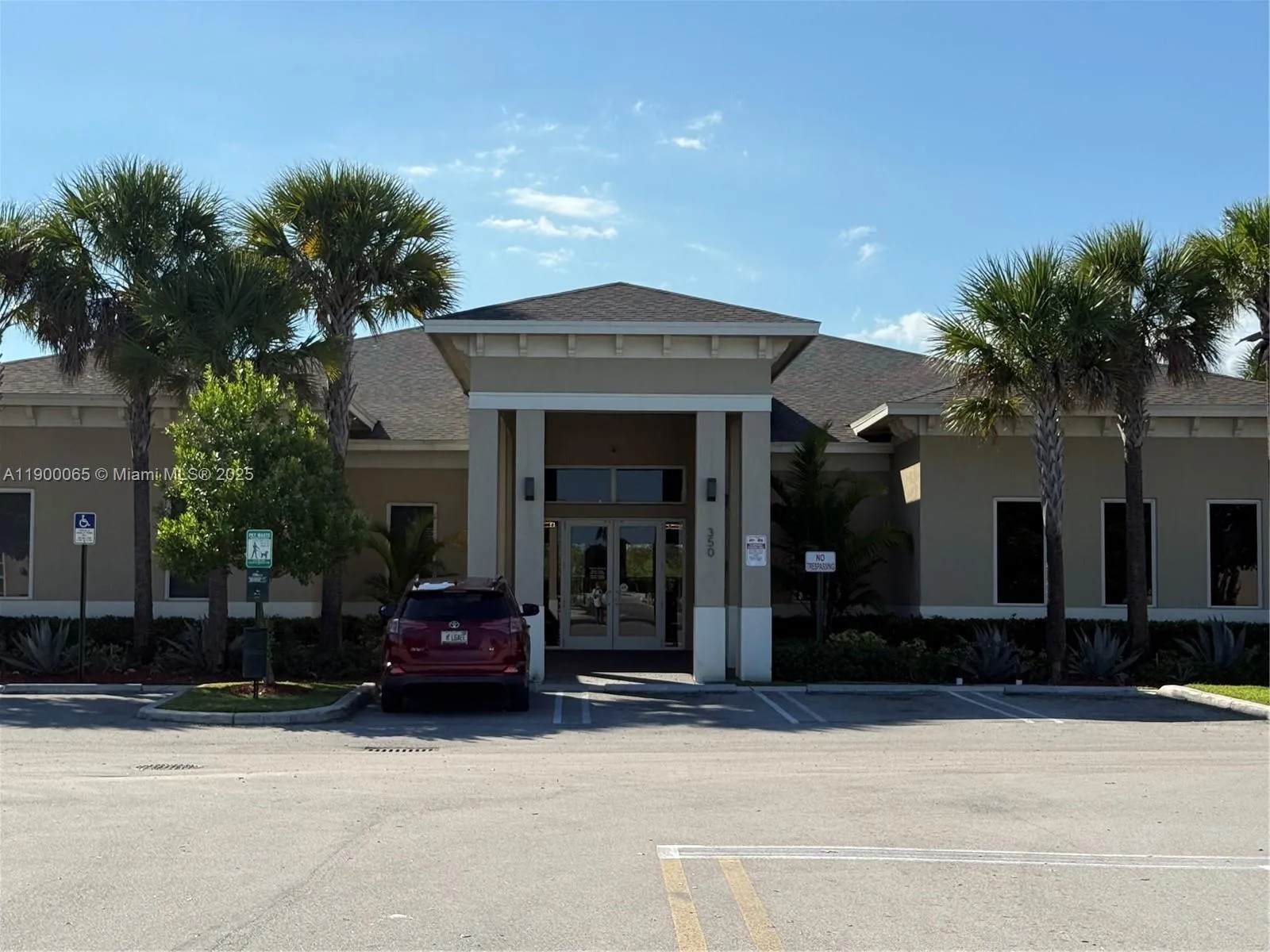 484 NE 5th St, Florida City FL 33034
