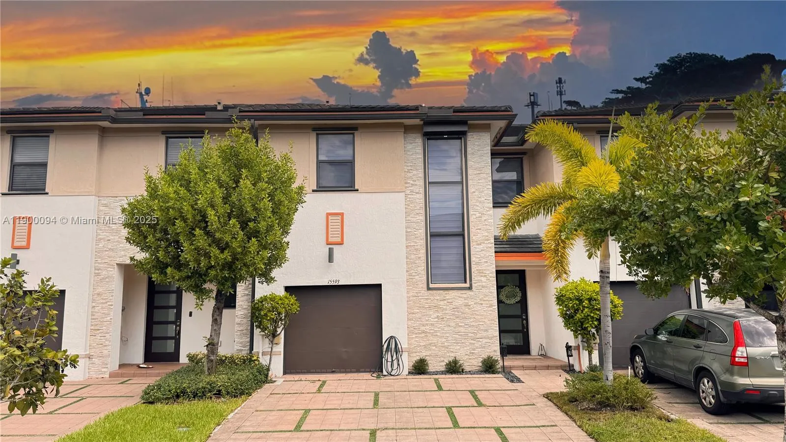 3 bedroom 2 bath for sale at 15593 NW 91st Ct, Miami Lakes FL 33018