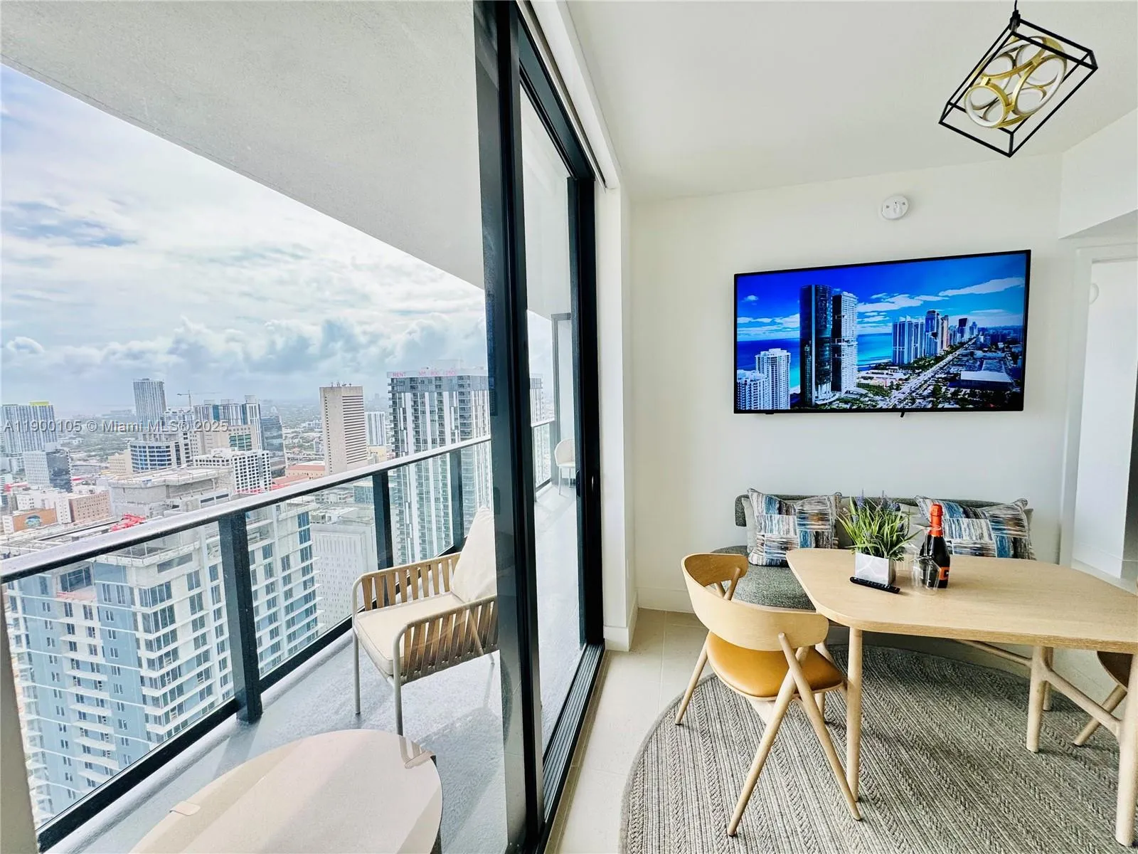 159 NE 6th St # 4314, Miami FL 33132