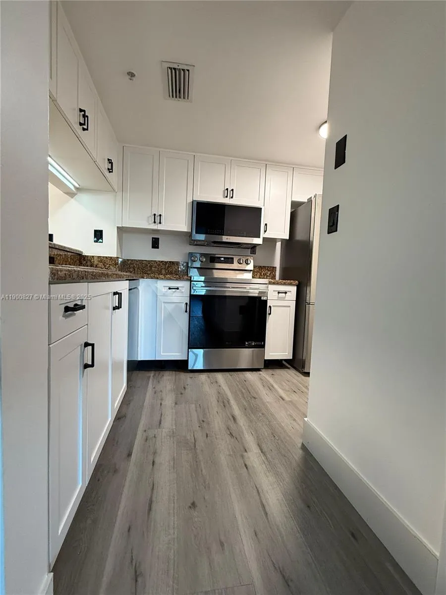 650 West Ave # 303, Miami Beach FL 33139