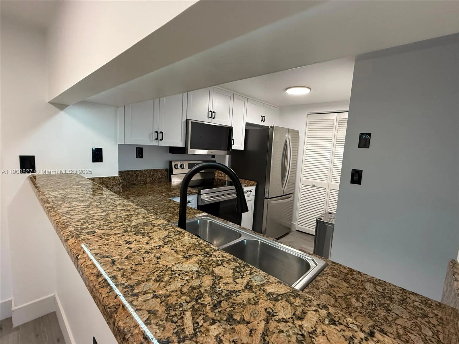 650 West Ave # 303, Miami Beach FL 33139