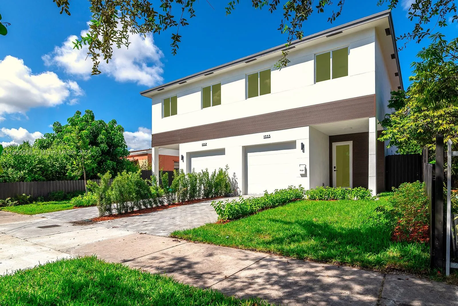 1355 NW 42nd St, Miami FL 33142