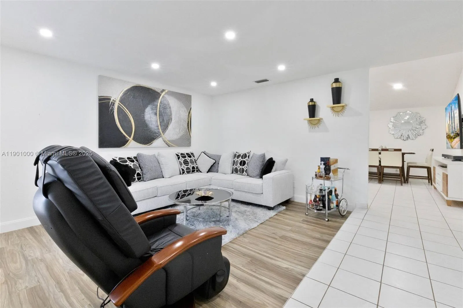 11145 NW 27th St, Sunrise FL 33322