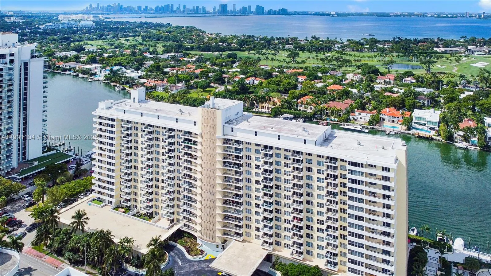 2 bedroom 2 bath for sale at 5600 Collins Ave # 9E, Miami Beach FL 33140